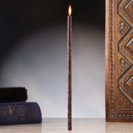 Magic wax candle "strength and help of the genus", with a root of a sowing, 16x0.6 cm, black