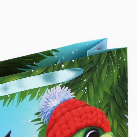 Laminated vertical “Snake 2025”, l 31 x 40 x 11.5 cm, New Year-5