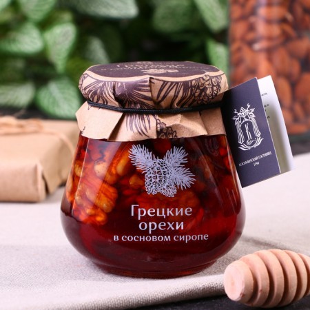 Walnuts in pine syrup, 250 ml.