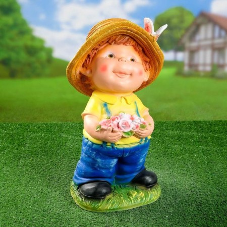 Garden figure "Boy with flowers" 20x25x46cm