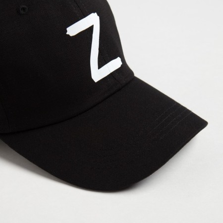 Cap with symbols Z, minku color black, size 58-3