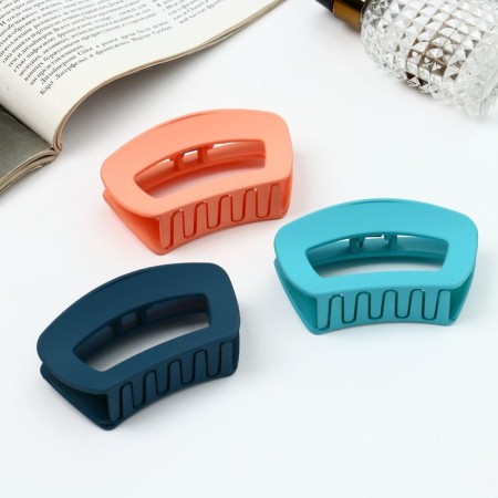 Hair crab "Leon" Geometry Classic matte, 9 cm, mix-4
