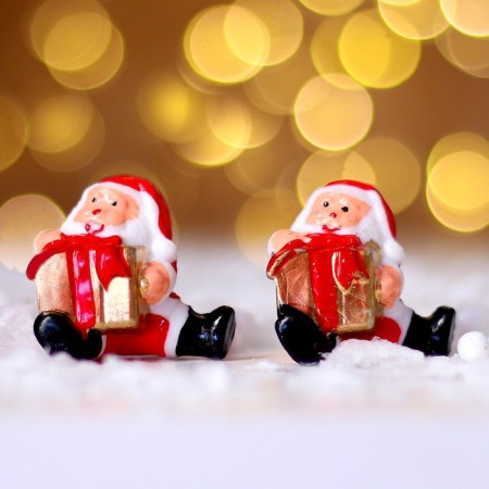 Miniature Puppet "Santa Claus with a big gift", set of 2 pcs., Size 1 pc. - 3.4 × 3.7 cm-1