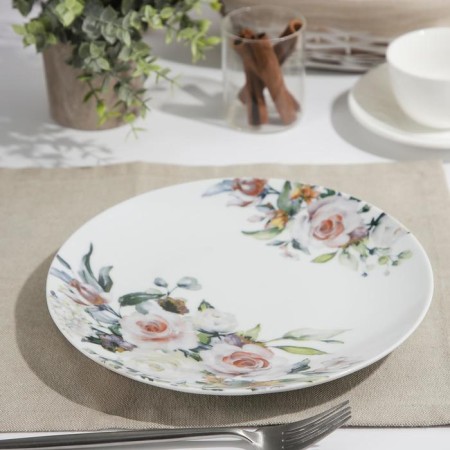 Porcelain plate "Verona", d = 24 cm, white-1