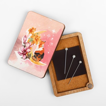 Magnetic needle "Cat for a month", 8 × 5.5 cm, pink color-3