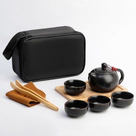 A set for the tea ceremony is 8 items, 4 people, a cup of 45 ml, a kettle of 180 ml-6