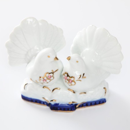 Souvenir Ceramics "2 Wrapping pigeons" with rhinestones 8x11x4.5 cm-1
