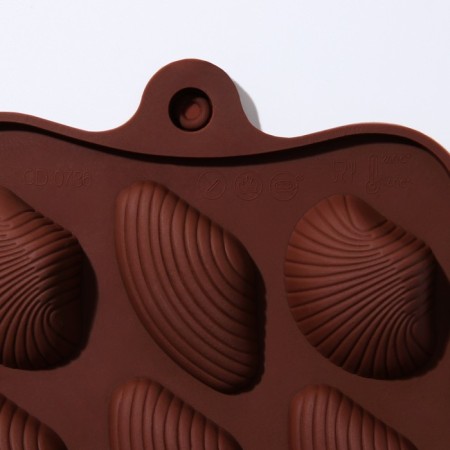 Form for chocolate of the “shells”, silicone, 22 × 10.5 × 1 cm, 15 cells (2.7 × 3.4 cm), brown color-4