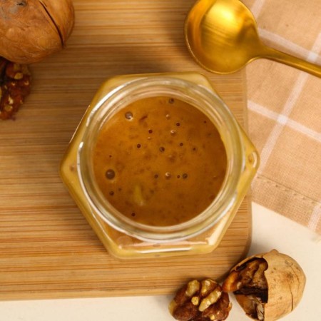 Honey cream organic, with walnut, 120 g.-1