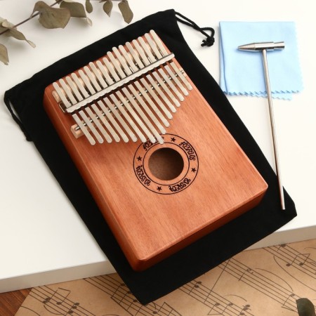 Musical instrument Kalim, brown, 17 notes