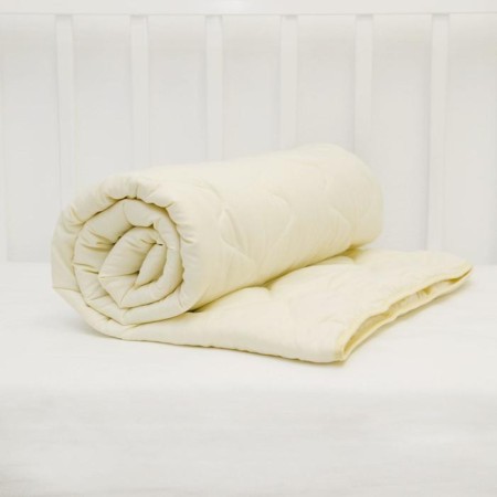 The blanket is quilted, size 105x140 cm, sheep's wool-2
