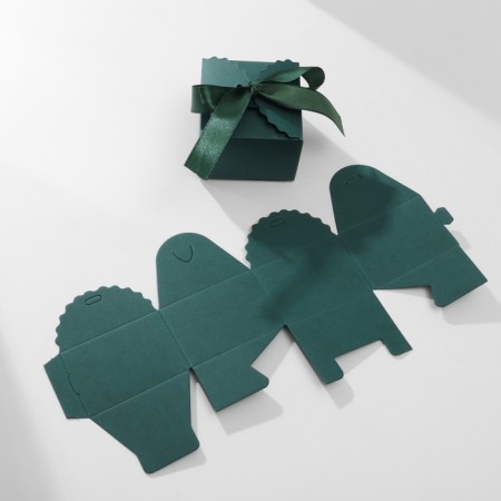 Box Gift "Surprise" 6 × 6, emerald-1