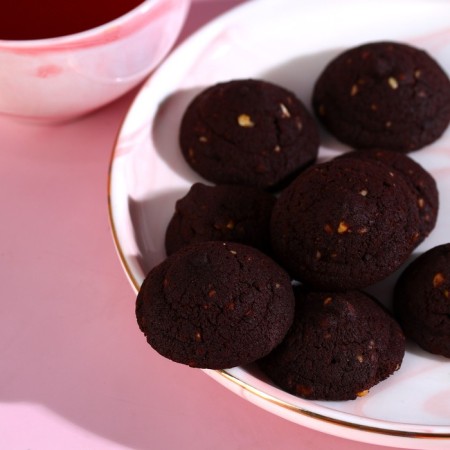 Brownie's cookies "March 8" Chocolate, 120 g.-1