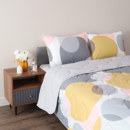 Set 1.5 joint venture: blanket 145x220 cm, sheet 150x220 cm, pillowcases 50x70 cm - 1 pcs