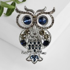 Brooch 