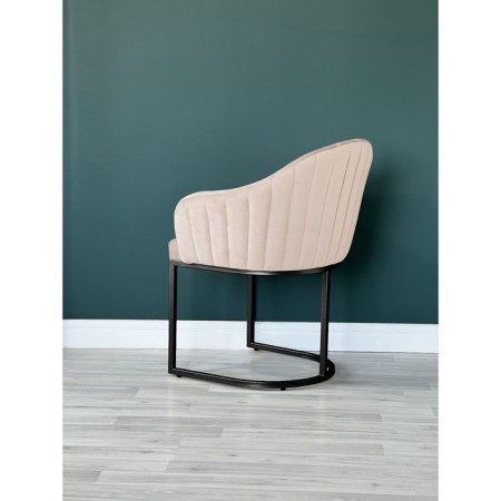 SHELL chair, 56 × 63 × 83 cm, cream color, black frame-1