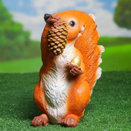 Garden figure "Squirrel with a bump" 12x27x28cm-1