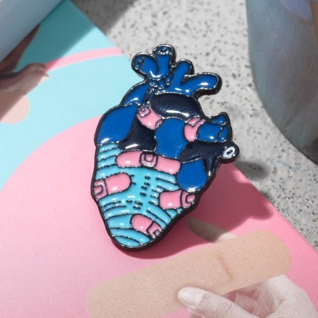 The icon "Heart" wounded, colored in ferrous metal-1