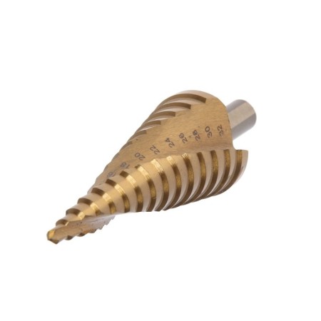 Drill step tundra pro, HSS, tin, spiral profile, trihedral. Saar, 4-32 mm
