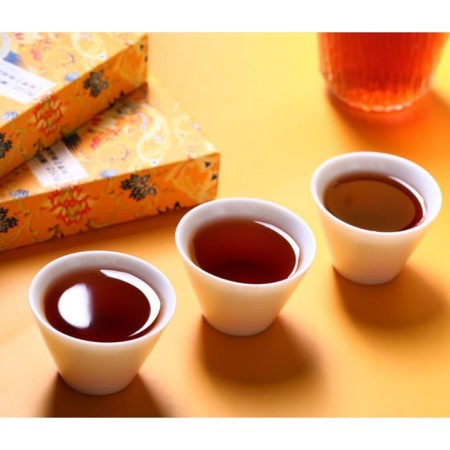 Chinese sustained black tea "Shu Puer Huangjin Zhuan", 250 g, brick-5