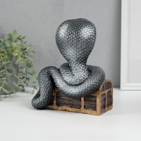 New Year's figure "Cobra on the chest" 20 x 17 x 12 cm.-2
