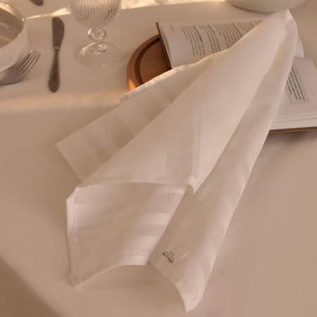 New Year. SL Home Fiesta 40x70cm, Len 48%, HL 52%, 206 g/m2