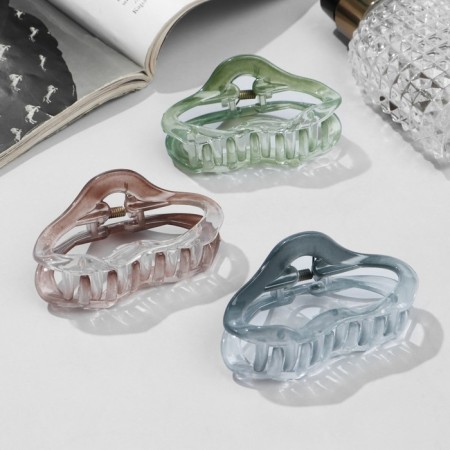 Hair crab "Alba" Oval Color, 7 cm, mix-2