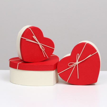 A set of boxes 3 in 1 heart, white -red, 21 x 19 x 9 - 15.5 x 14 x 6 cm-1