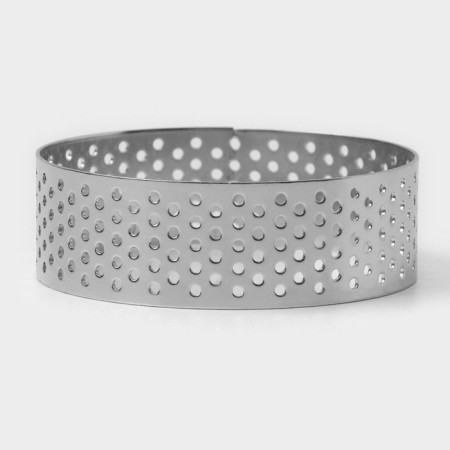 The form perforated for baking is the “Circle”, d = 6 cm, the color is silver-1