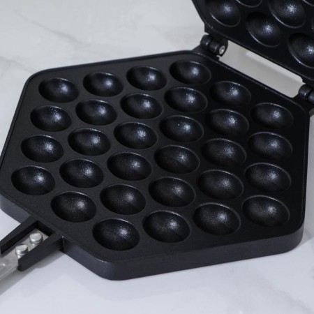 The pan -double “nuts”, 40 × 21 × 3.3 cm, plastic handle, black color-3