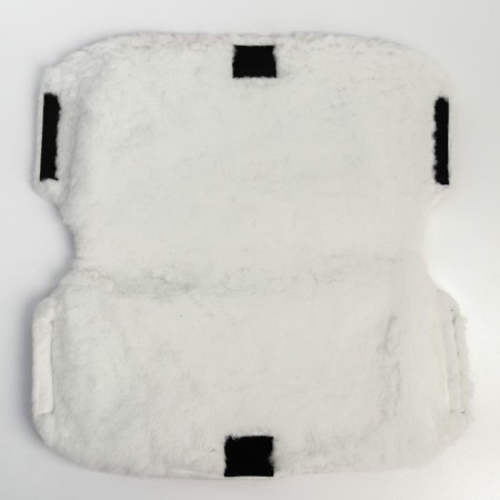 The clutch on the handle of the stroller, the color is red-5