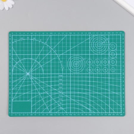 Set for patchwork: rubber mate A4, ruler 15x15cm, disk, layout knife+blades in the folder 96041-1