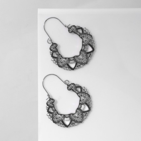 Earrings Metal "Vostok" Circle of flowers, color black silver-1