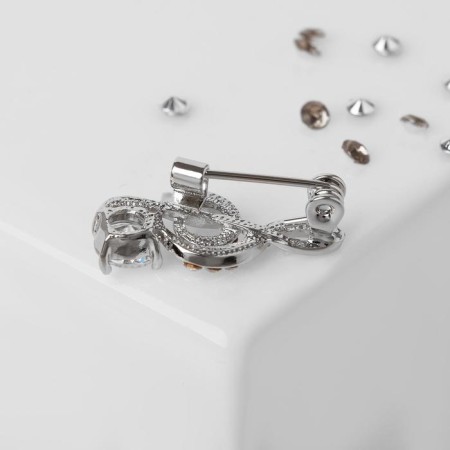 Brooch "Violin key" mini, inspiration, white color in silver-1