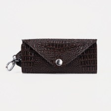 Key on the button, length 11 cm, 7 carbines, brown color