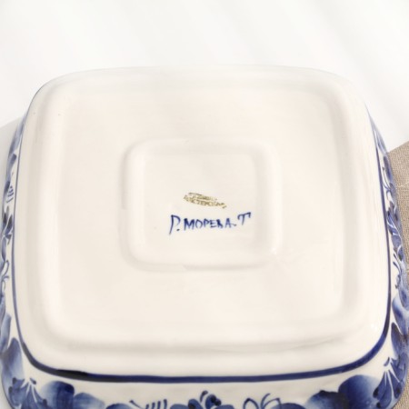 Sukharnitsa dish, Gzhel, mix-6