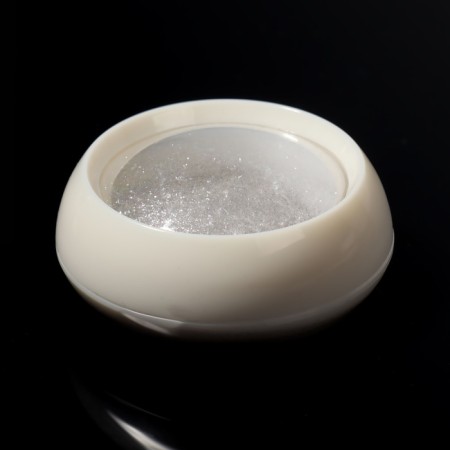Nail rubbing, with an applicator, the color of the hoar-4