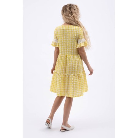 Women's dress, size 42-9