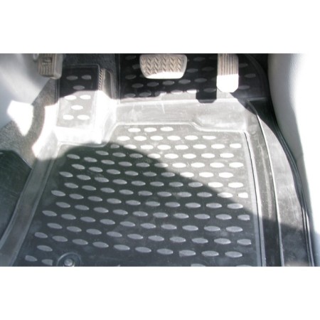 Rugs in the Toyota IPSUM ACM 21W JDM, 05/2001–05/2007, 3 rows, P.R. (polyurethane)-5