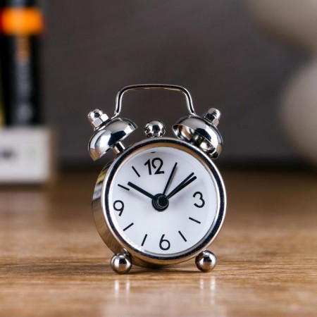 Clock - HELP WORKS "Classics", discrete move, dial D -4 cm, 6.5 x 4.5 cm, lr44