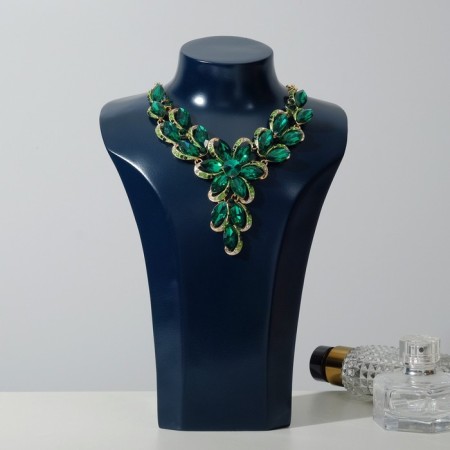 Bust for jewelry 17 × 11 × 26, dark green color-1
