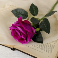 Artificial flowers 