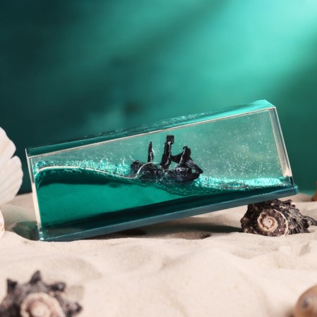Ship in liquid, anti -stress "Black Pearl" 15 x 5.5 x 5.3 cm-3