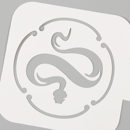 Plastic stencil "Snake in the circle", size 9x9 cm-2