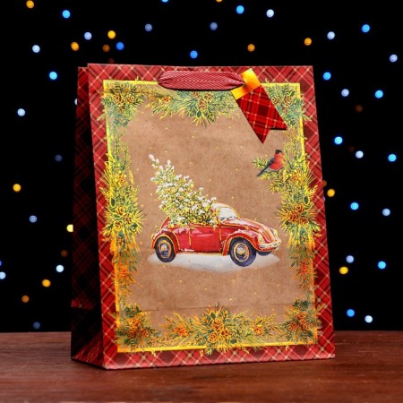 Gift package "Virgin with a Christmas tree" 26 x 32 x 12 cm