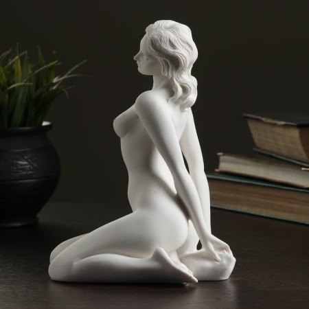 Souvenir "Naked Girl" 19.5cm-1