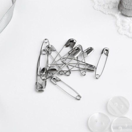 A set of English pins, 28 /32 /38 mm, 12 pcs, silver color-1