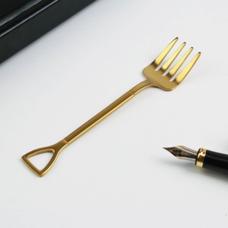 Desser fork fornication to the Horty Grandfather, on a gift postcard, 12 x 2 cm.-5
