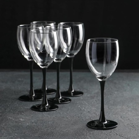 A set of glass glasses for the wine "Domino", 250 ml, 6 pcs