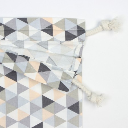 Textile Ethel Bag "Triangles" 27x34 cm, 80% HL, 20% PE, satin 110 g/m2-2